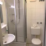 Pensión Gaestehaus Alpinia 4*