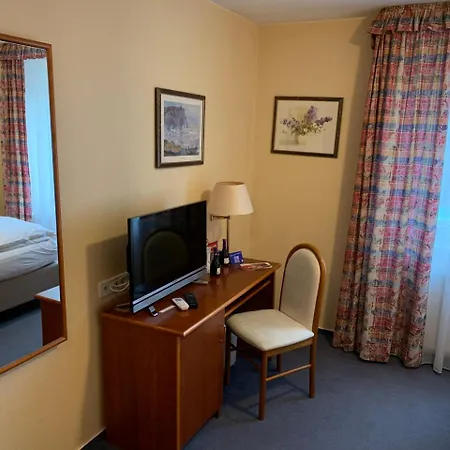 Gaestehaus Alpinia Берлин