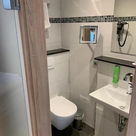 Gaestehaus Alpinia Гостевой дом 2*