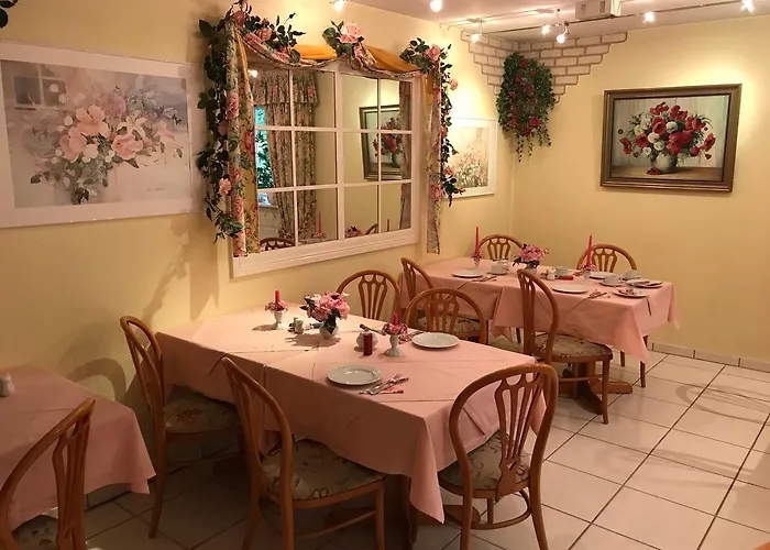 ゲストハウス Gaestehaus Alpinia ベルリン