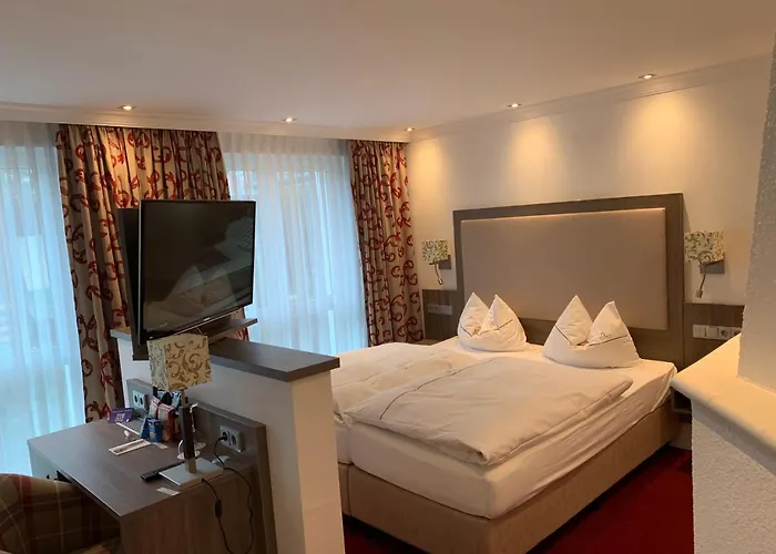 Gaestehaus Alpinia ゲストハウス