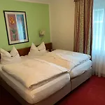 Gaestehaus Alpinia 4*